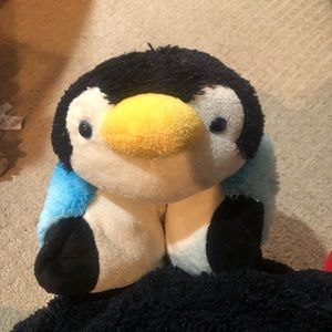 glow pets penguin